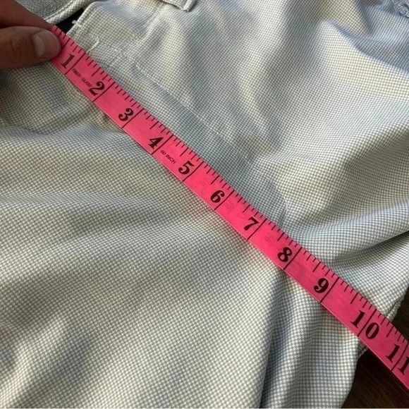 Under armour golf pants  32x36 - Picture 7 of 9